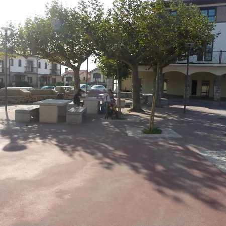 ゲストハウス Zelaigane 3*